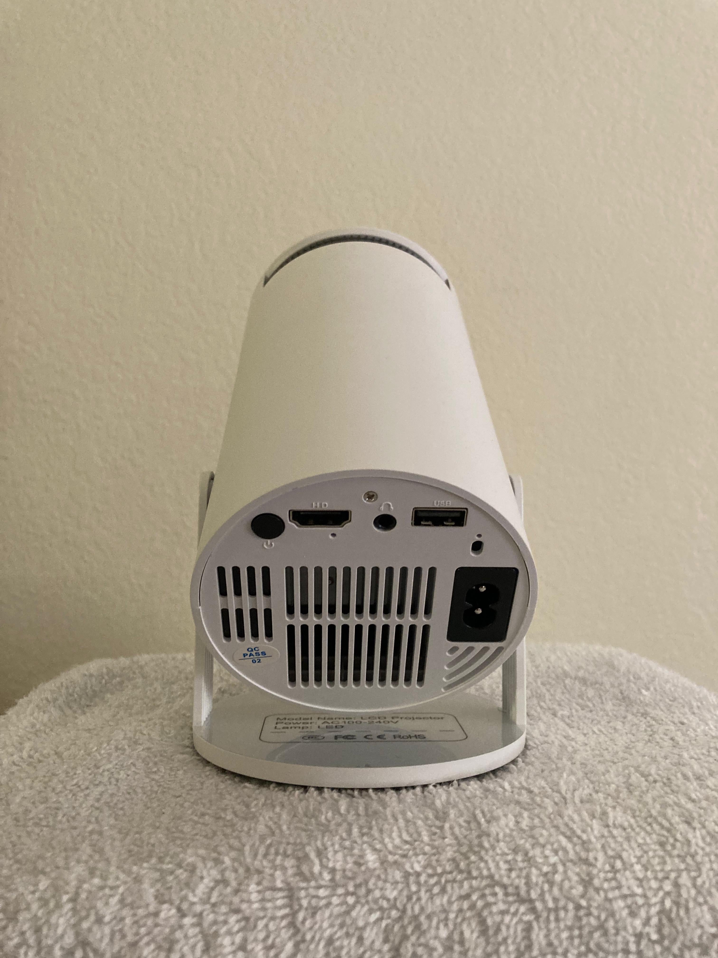 Smart 4K Mini Projector